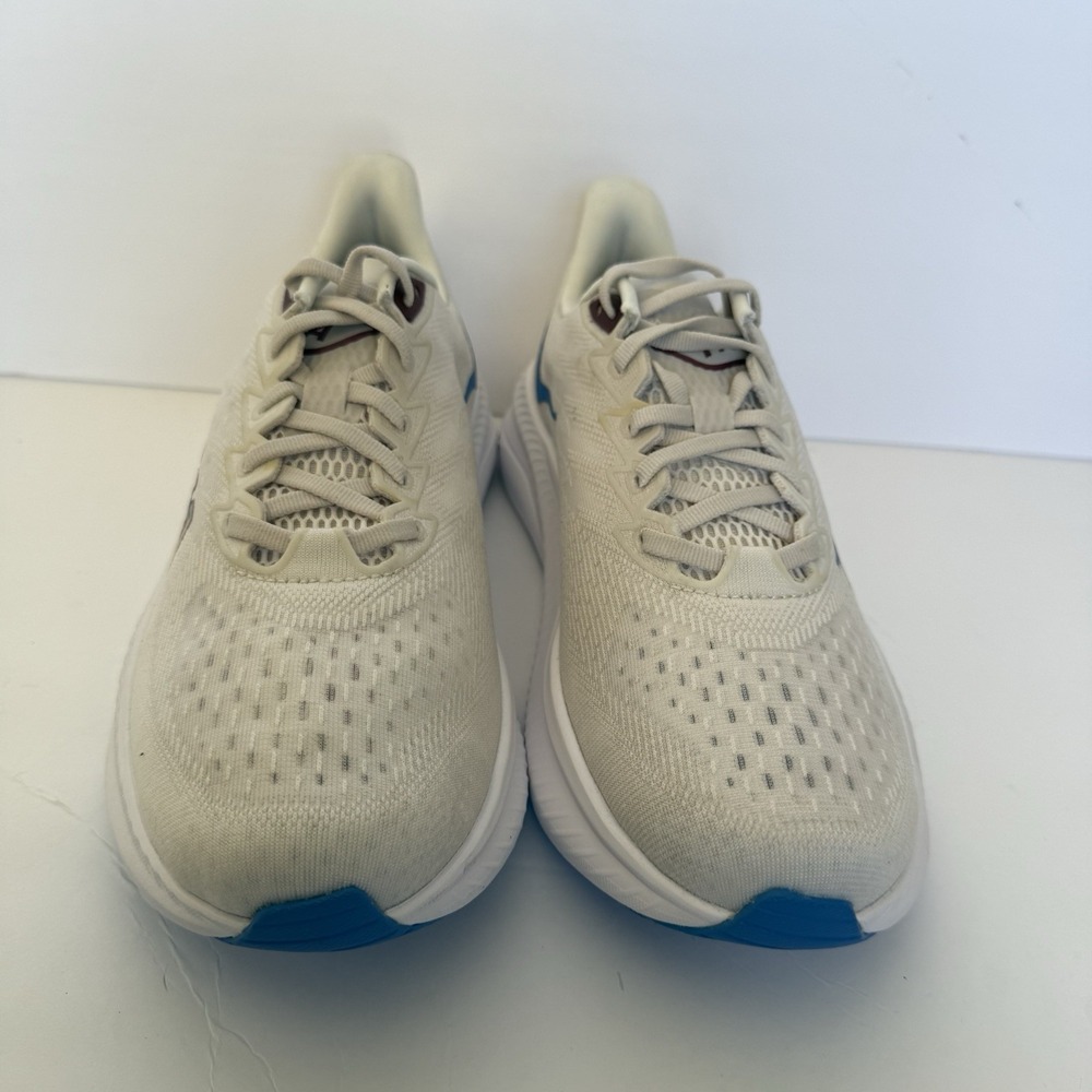 NEW HOKA Mach 6 Women's Size 9B Cream White Athletic Running Shoes Sneakers - Picture 2 of 8